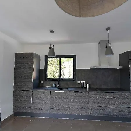 فيلة Sleeps 12 T248857 Les Hameaux de Porticcio