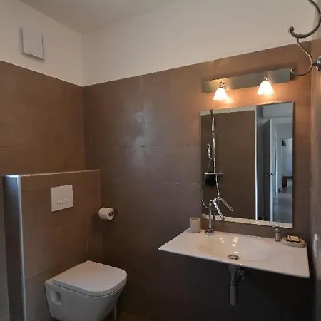 Sleeps 12 T248857 فيلة Les Hameaux de Porticcio