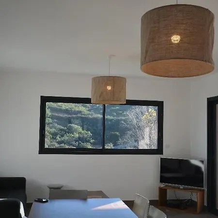 Sleeps 12 T248857 *